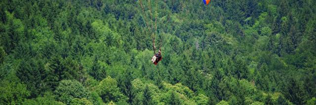 parapente-verdure-mairie-dallevard-les-bains.jpg