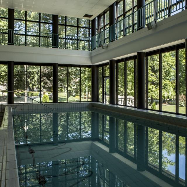 Piscine Thermale Allevard Crédit Photo ©gilles Trillard