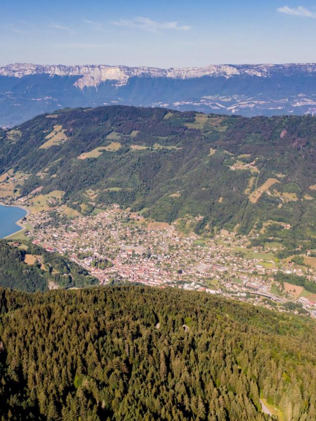 Allevard-les-Bains vue du ciel